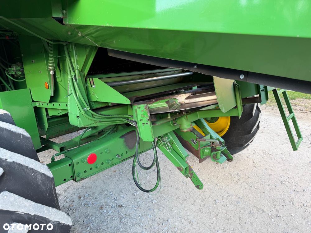 John Deere 2256 - 10