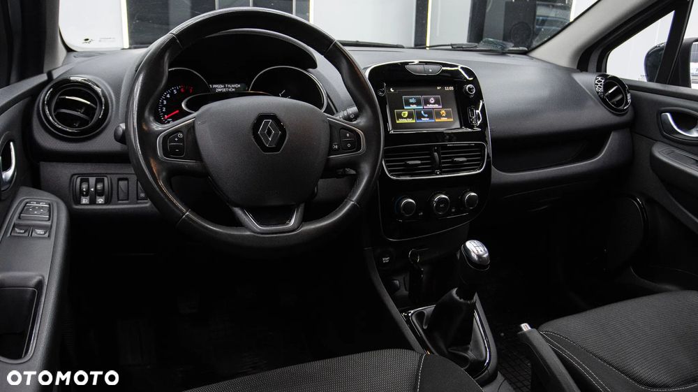 Renault Clio - 12
