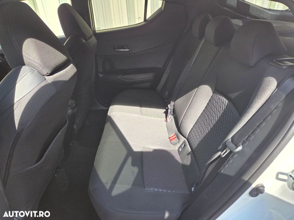 Toyota C-HR 1.8 HSD 122 CP 4x2 CVT Cult - 22