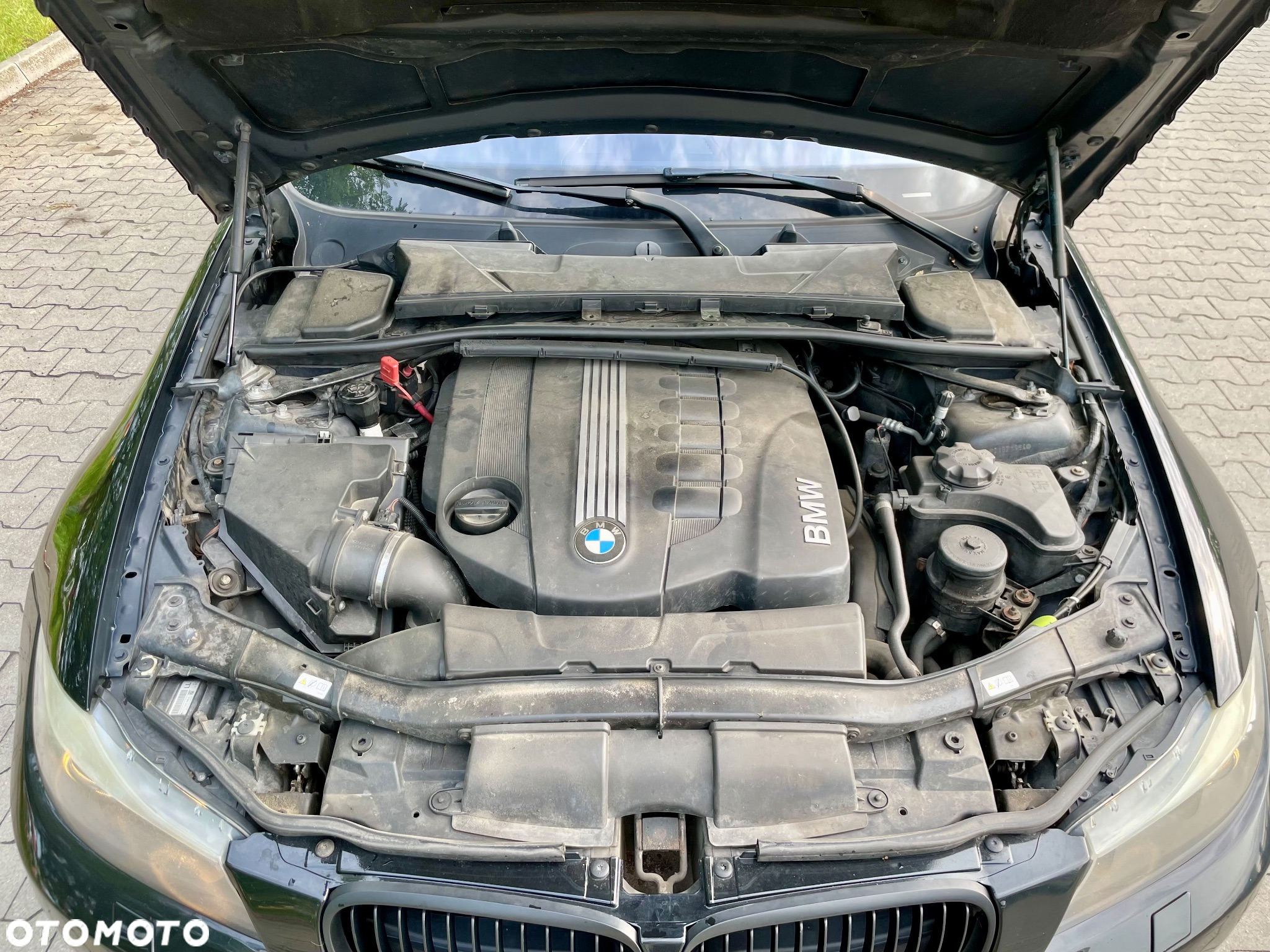 BMW Seria 3 325d DPF Touring Edition Exclusive - 15