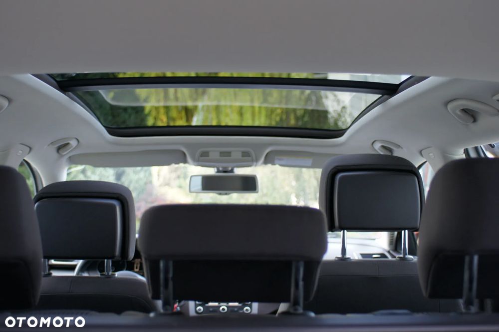 Volkswagen Passat 1.6 TDI Business Line - 23