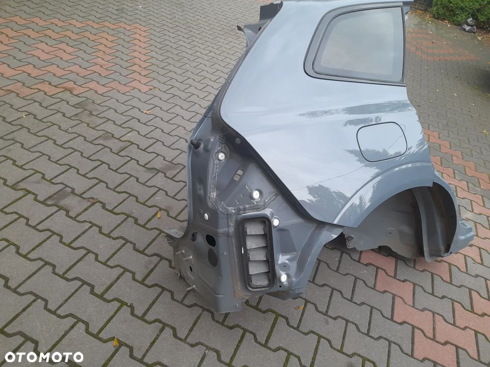 Błotnik prawy tył kolor 728 volvo xc60 II 2023R - 2