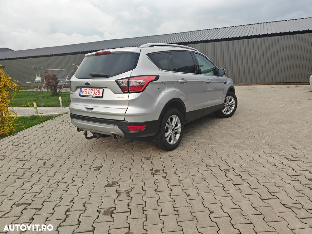 Ford Kuga 1.5 EcoBoost 4WD Titanium - 11