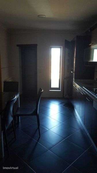 Apartamento T3 mobilado - Grande imagem: 3/9