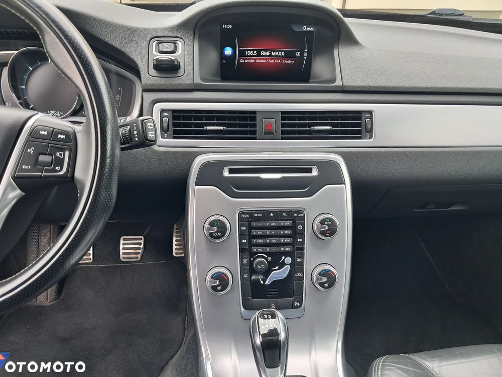 Volvo V70 D4 Summum - 22