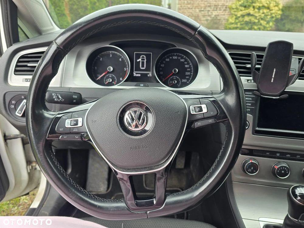 Volkswagen Golf 1.6 TDI BlueMotion Trendline - 3
