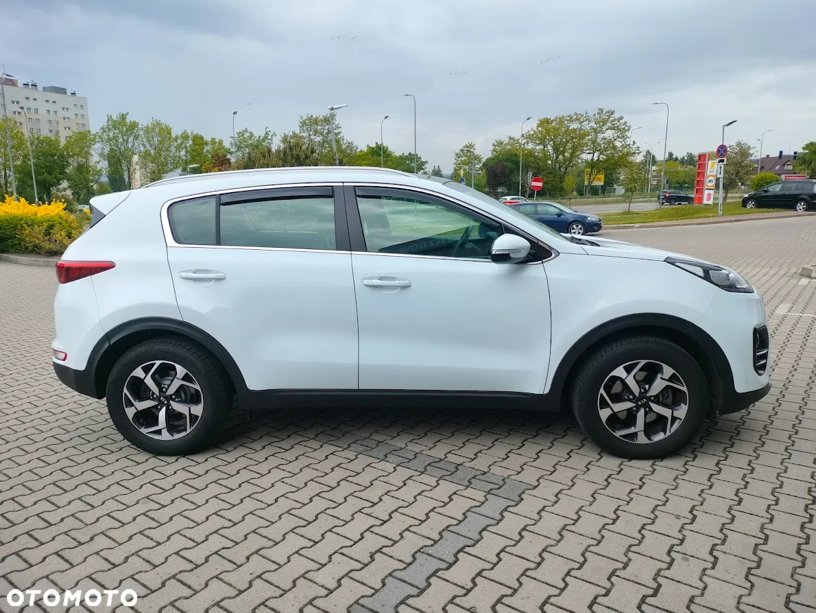 Kia Sportage 1.7 CRDI 2WD Dream-Team Edition - 8