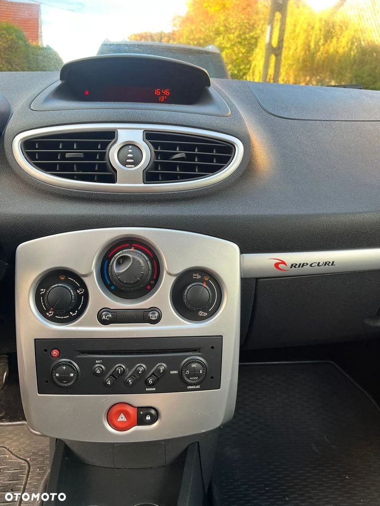 Renault Clio 1.2 16V Rip Curl - 2