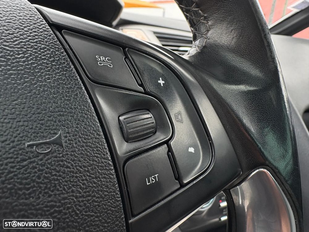 Citroën DS5 e-HDi 110 EGS6 SoChic - 16