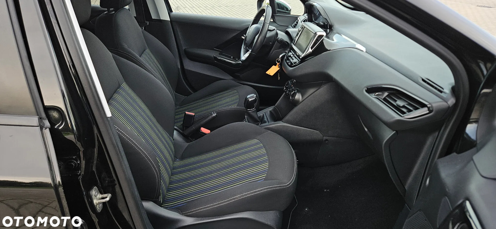 Peugeot 208 PureTech 82 Urban Move - 6