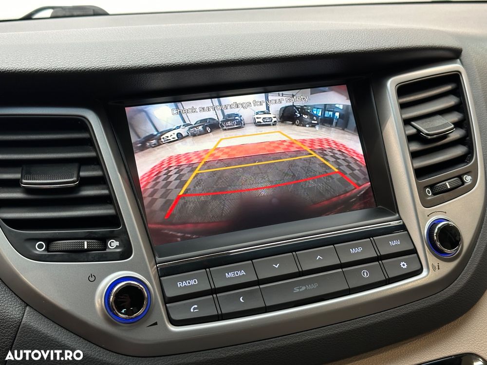 Hyundai Tucson blue 1.7 CRDi 2WD DCT Premium - 18