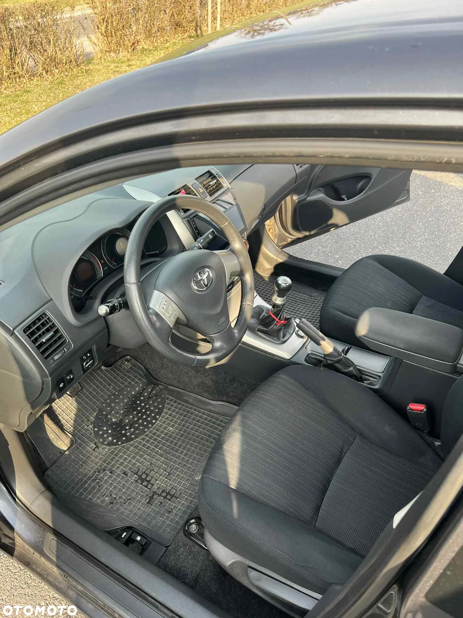 Toyota Corolla 1.6 VVT-i Sol - 12