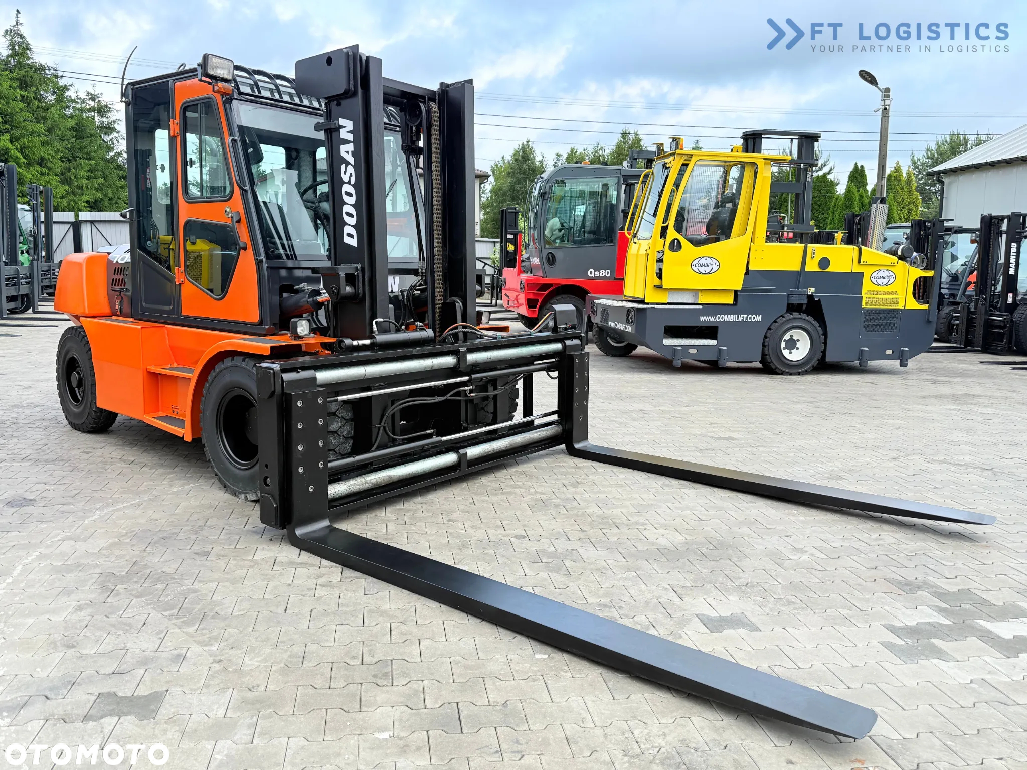 Doosan DOOSAN_DUPLEX-3000MM_PRZESUW-BOCZNY_POZYCJONER_WIDŁY-2500MM_7000KG_KABINA_JAK-NOWY - 5