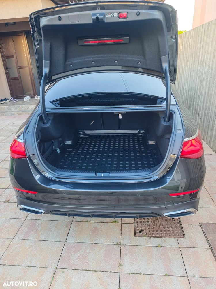 Mercedes-Benz E - 19