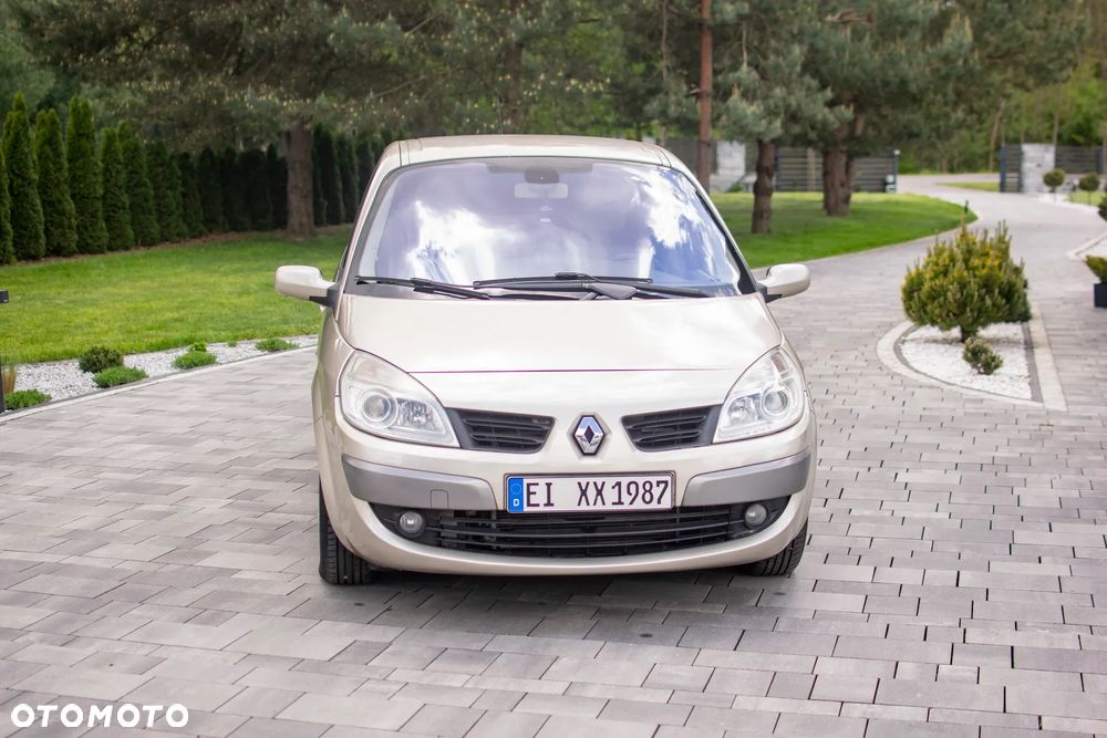 Renault Scenic - 8