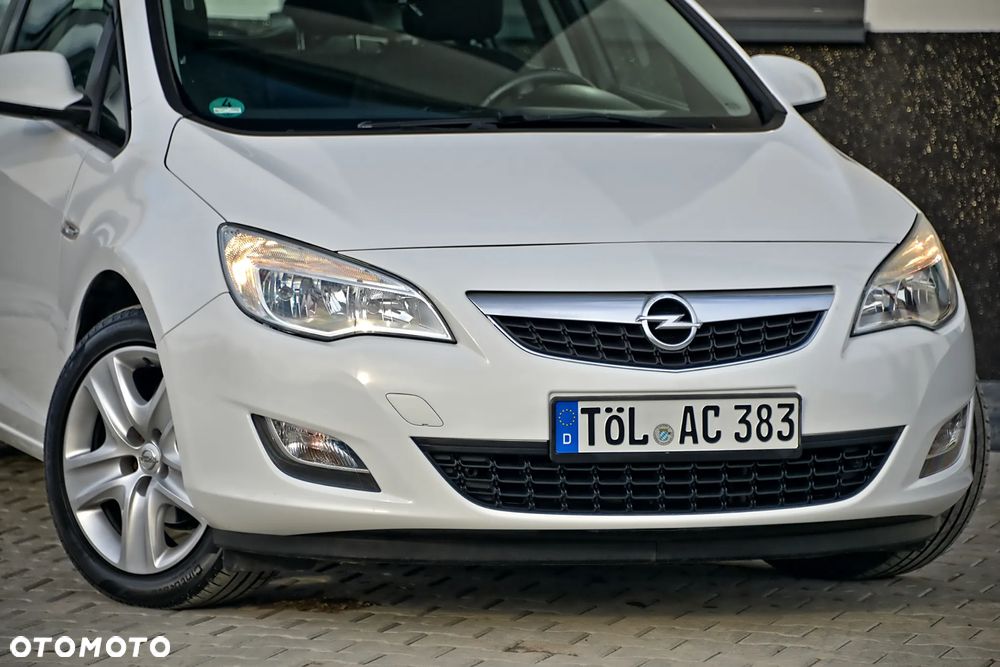 Opel Astra 1.6 Active - 10