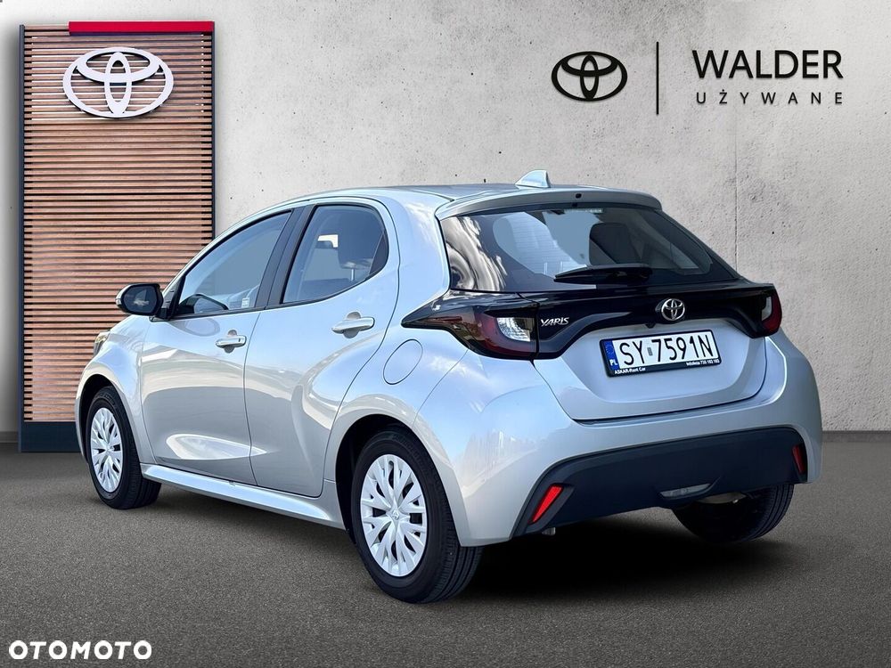 Toyota Yaris - 7