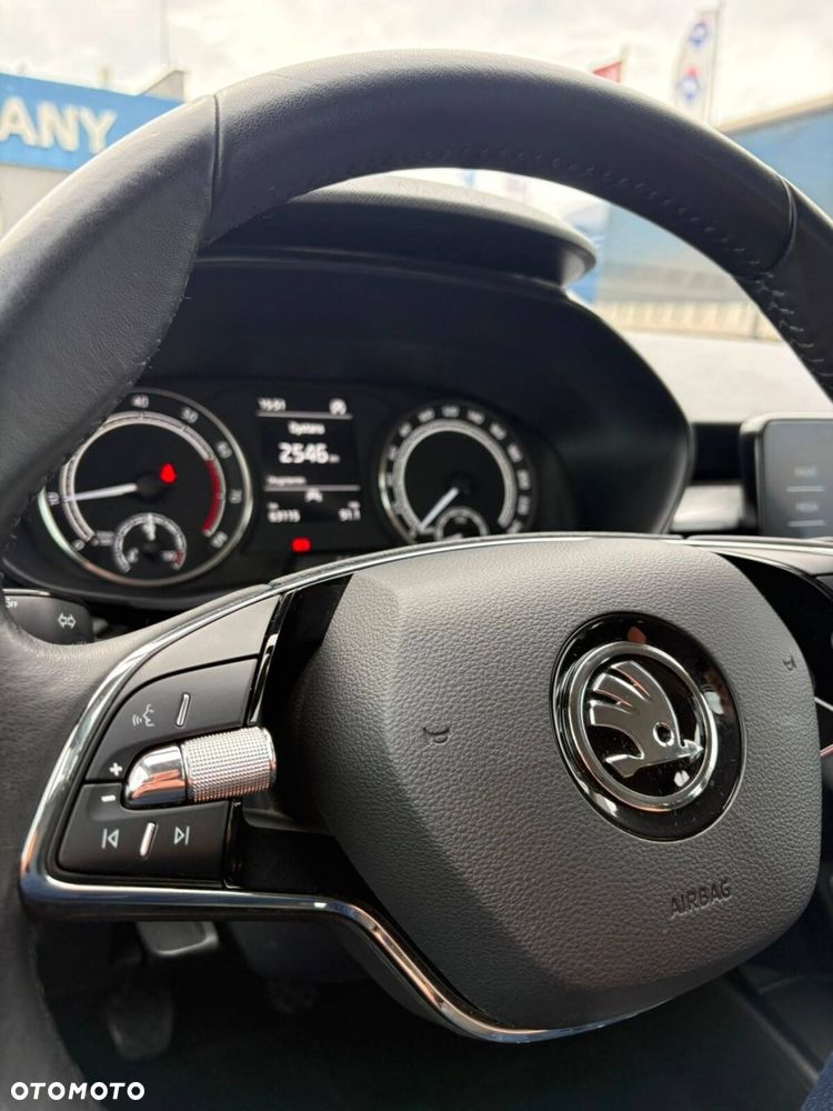 Skoda Fabia - 11