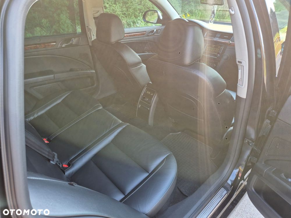 Skoda Superb 2.0 TDI Elegance DSG - 8