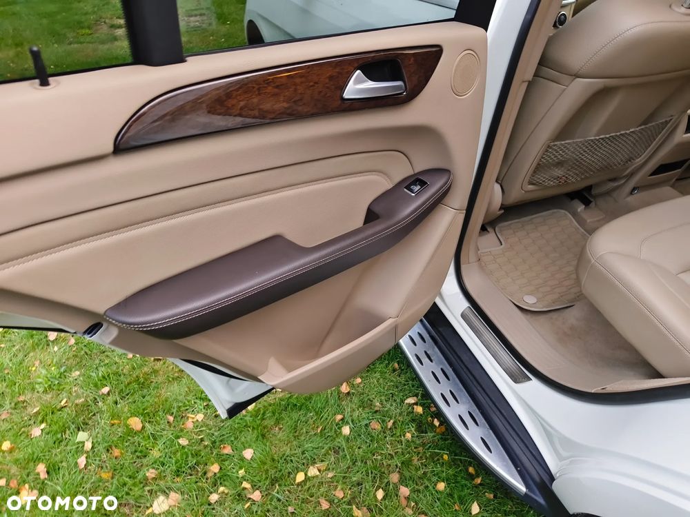 Mercedes-Benz ML 350 BlueEff 4-Matic - 15