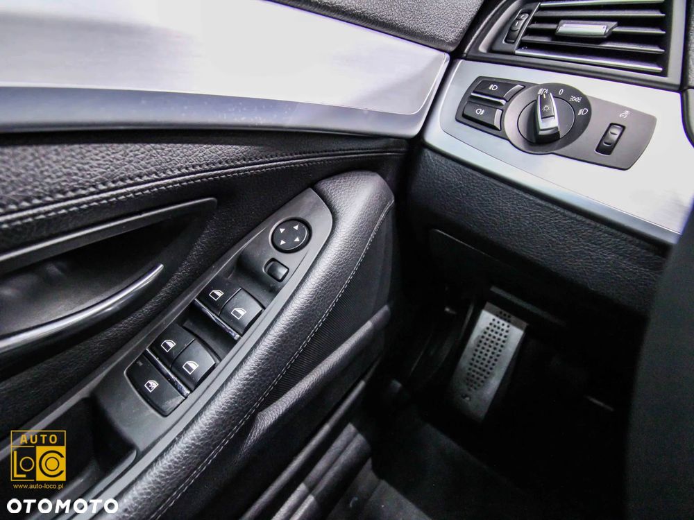 BMW Seria 5 520d Modern Line - 26