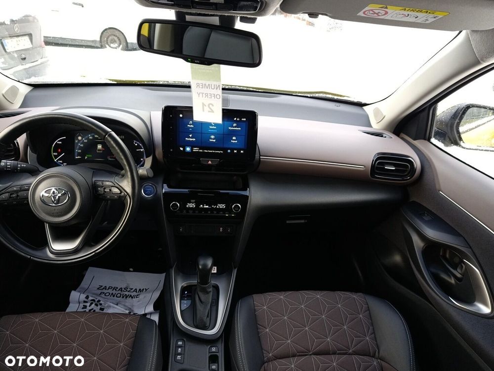 Toyota Yaris Cross - 16