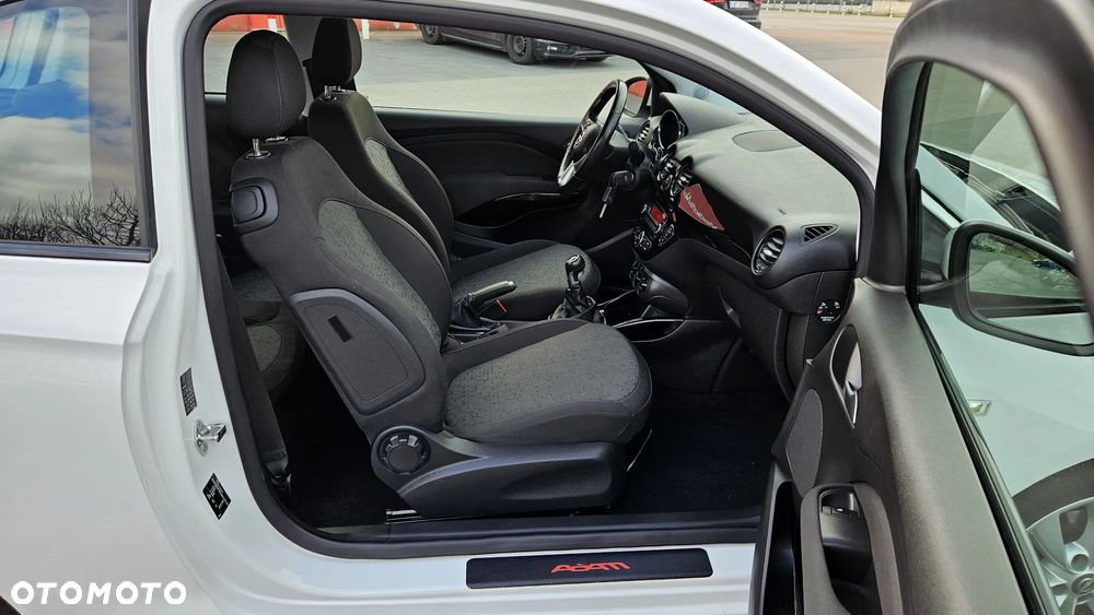 Opel Adam 1.2 Rocks - 37