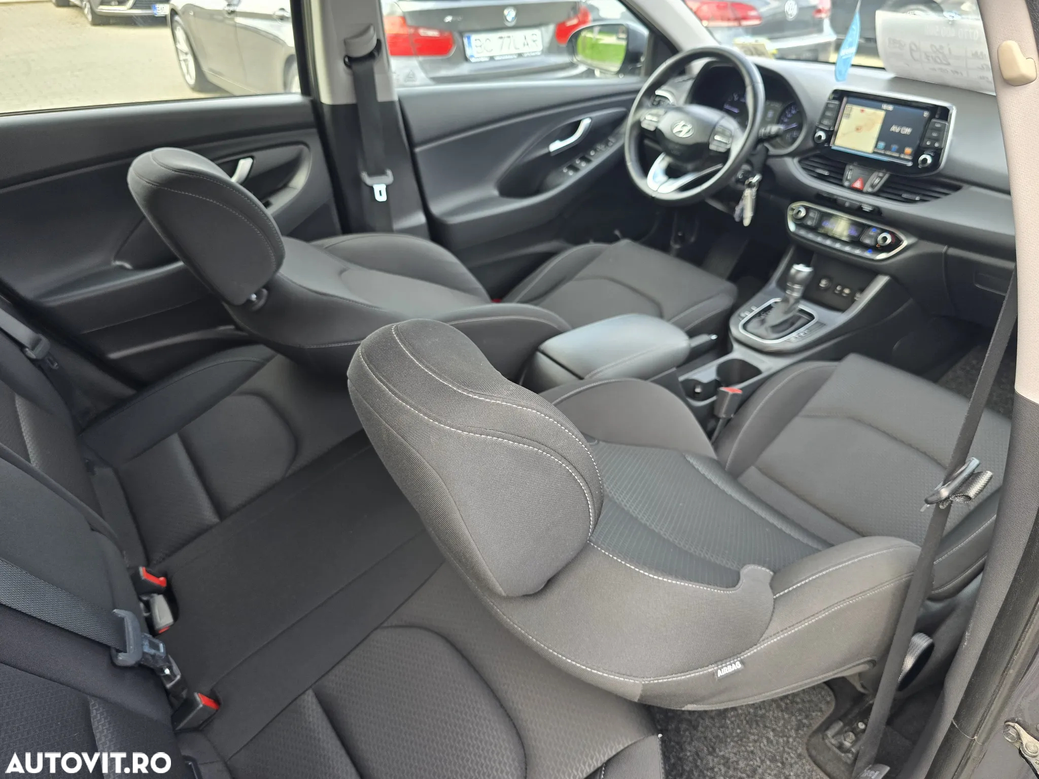 Hyundai i30 Kombi 1.6 CRDI DCT Select - 10
