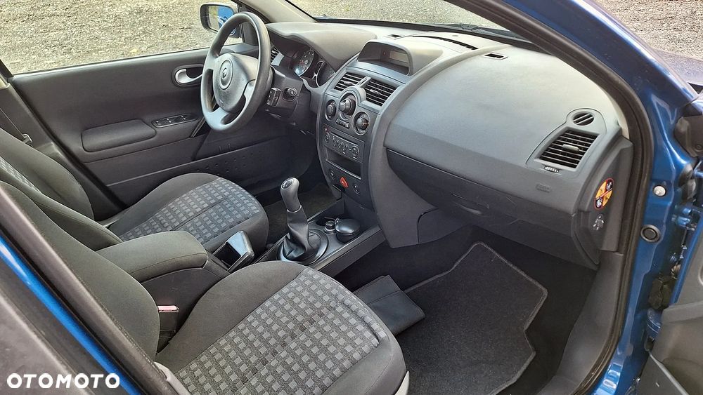 Renault Megane 1.6 Authentique - 34