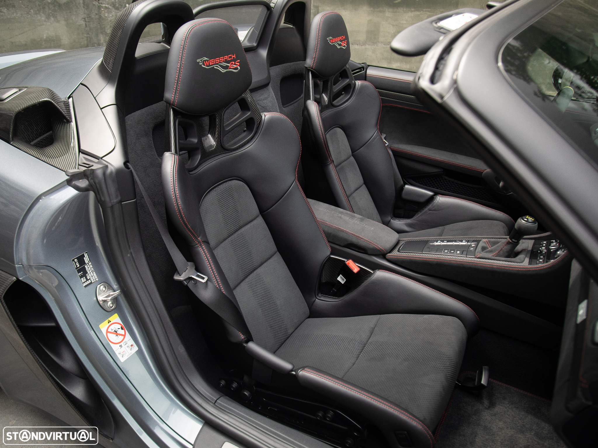 Porsche 718 Spyder RS - 27