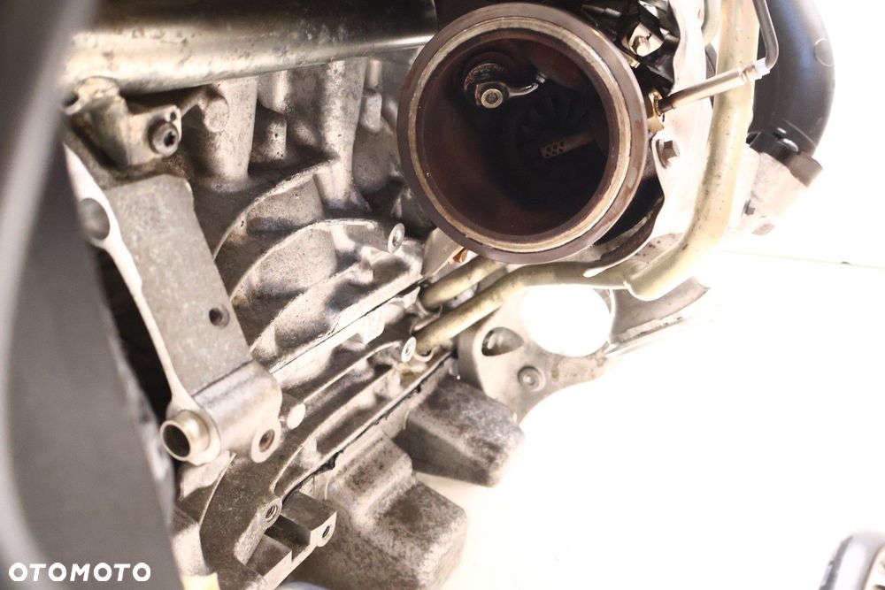 VOLVO XC40 2.0 D4 SILNIK D4204T12 - 4