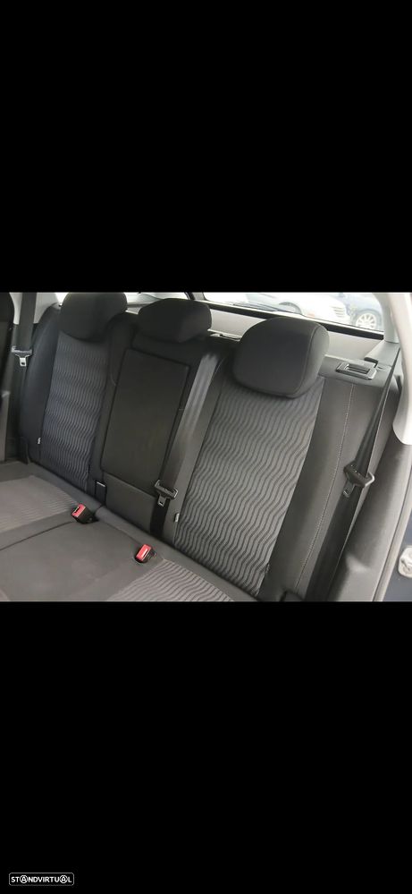 Peugeot 308 SW - 27