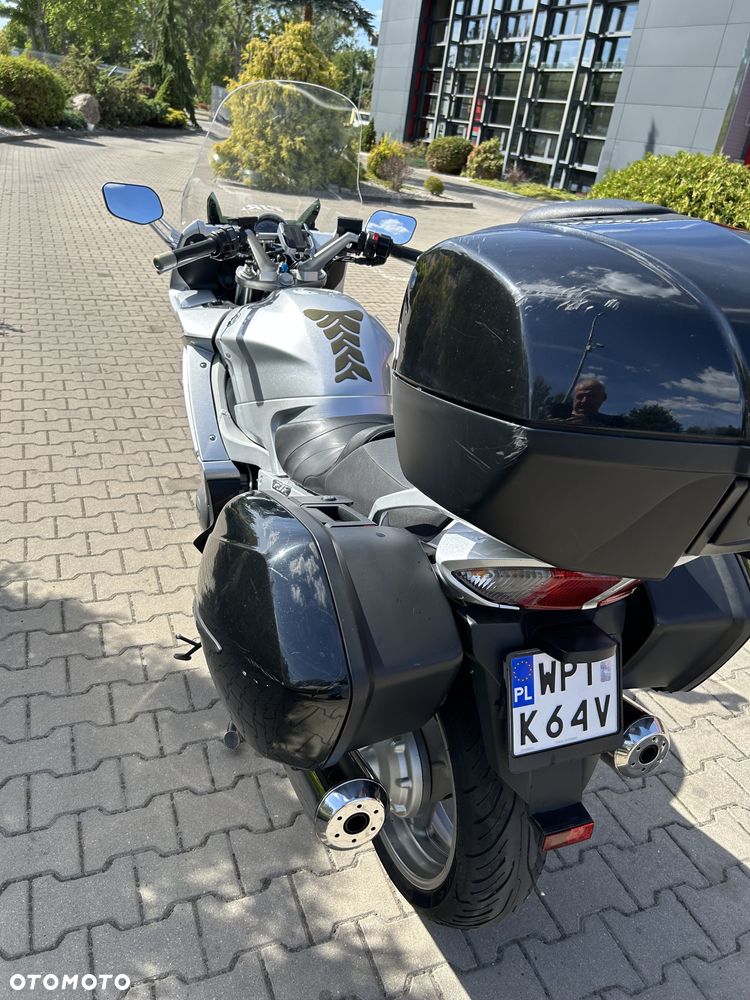 Yamaha FJR - 19