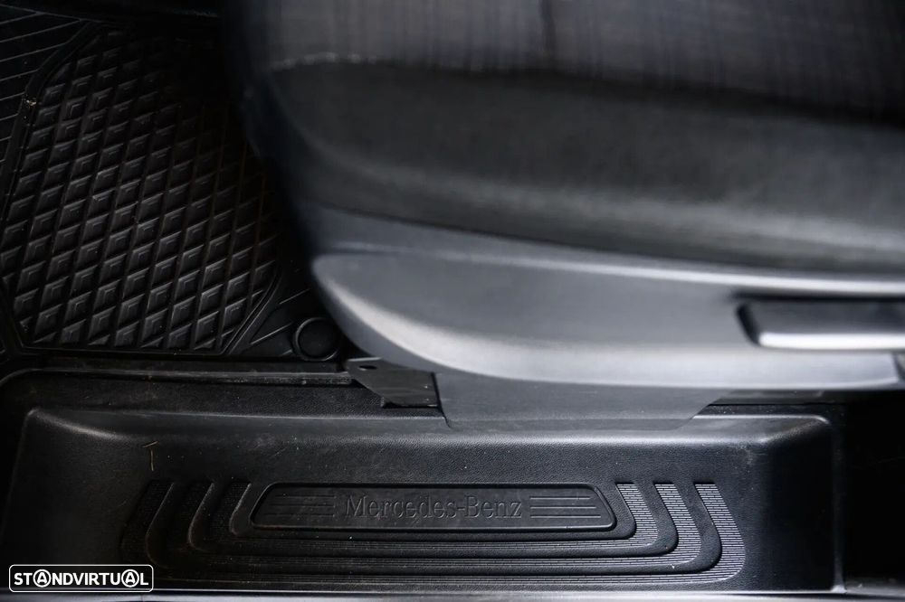 Mercedes-Benz Vito Tourer - 29