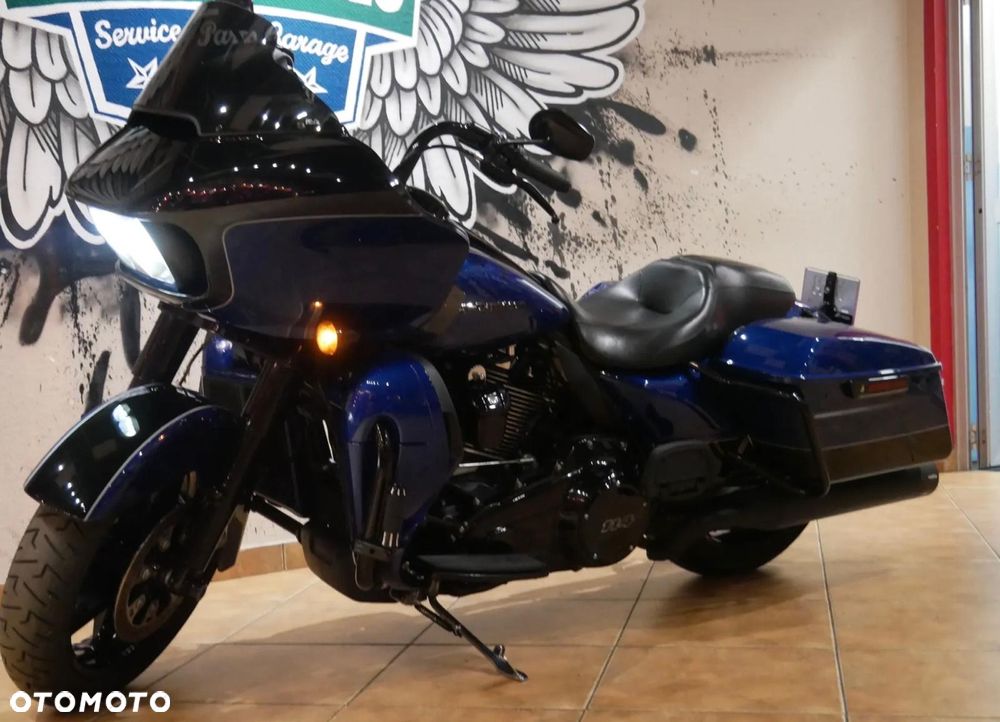 Harley-Davidson Touring Road Glide - 15