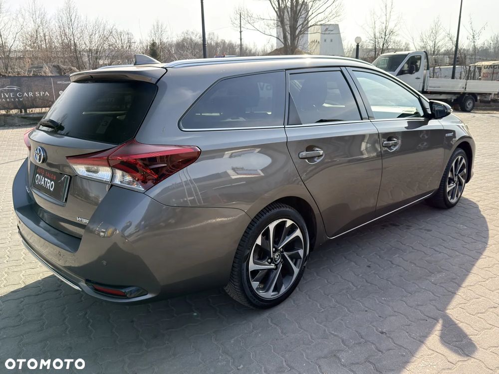Toyota Auris - 4