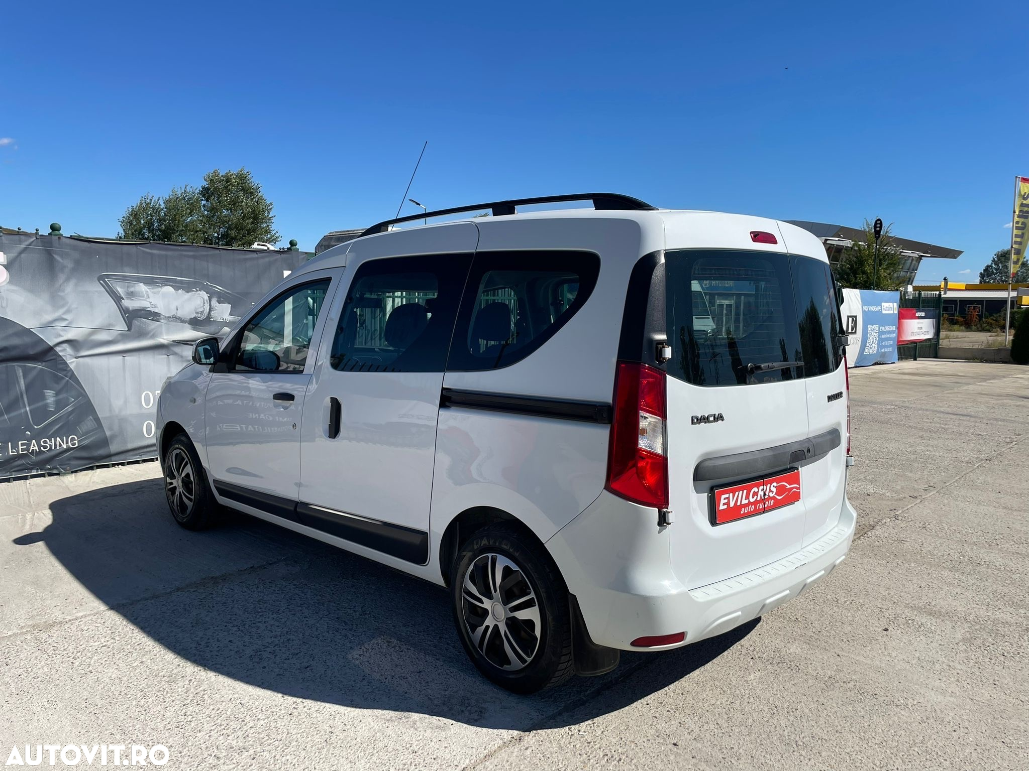Dacia Dokker 1.5 dCi 90 CP Laureate - 6
