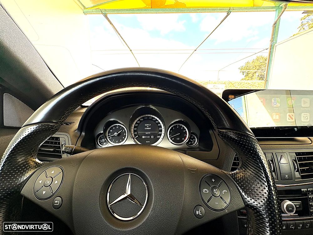 Mercedes-Benz E 350 CGi Avantgarde BlueEfficiency Auto - 54