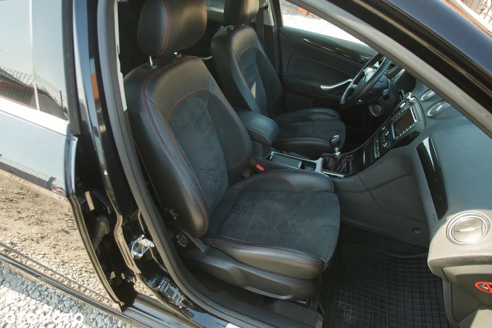 Ford Mondeo 2.0 TDCi Titanium S - 36