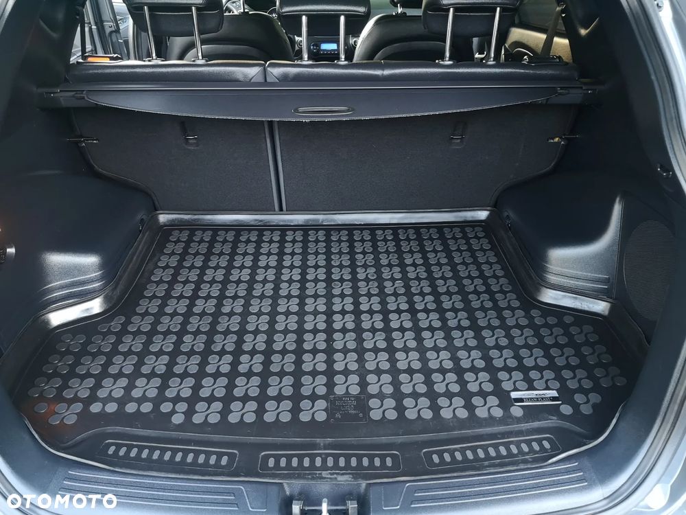 Hyundai ix35 1.6 2WD Comfort - 24
