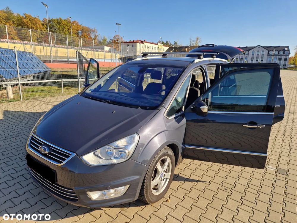 Ford Galaxy - 34