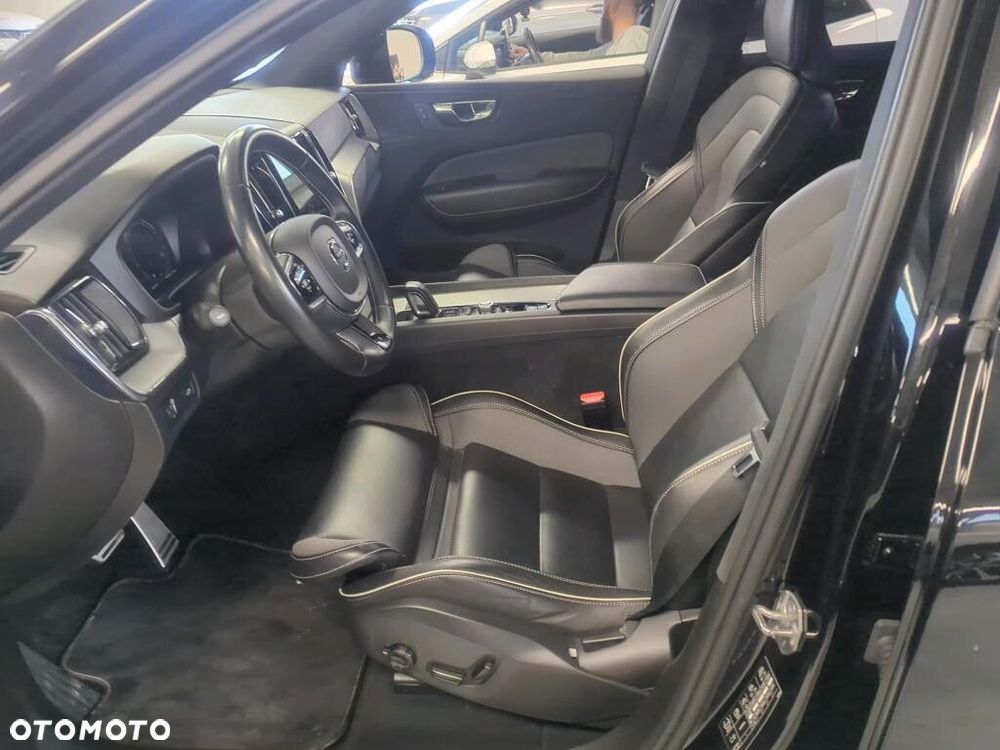 Volvo XC 60 B4 B R-Design - 6