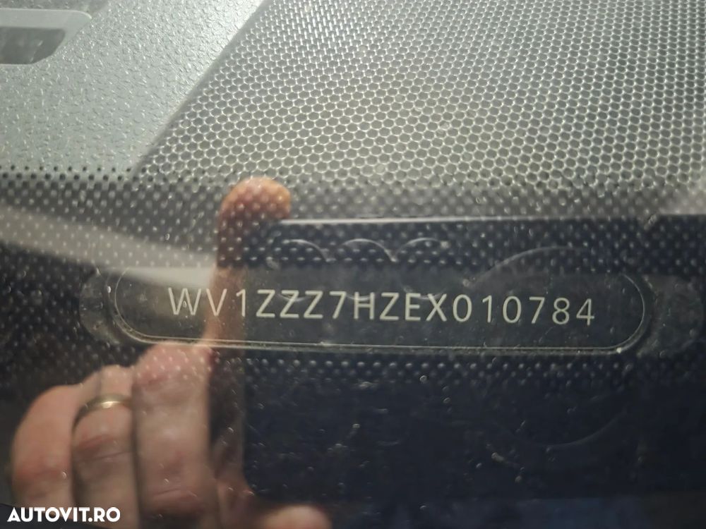 Volkswagen Transporter - 9