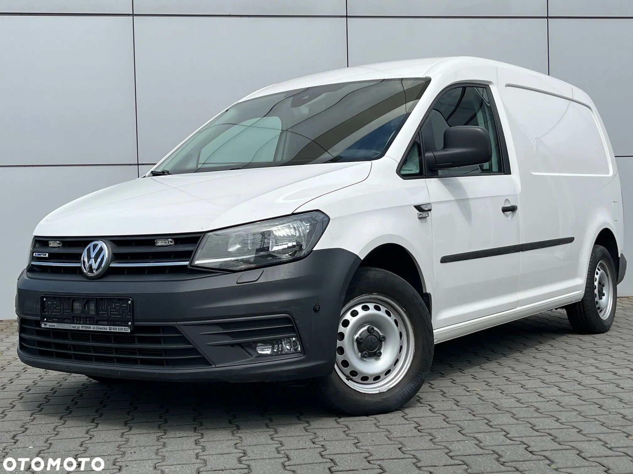 Volkswagen Caddy Maxi - 1