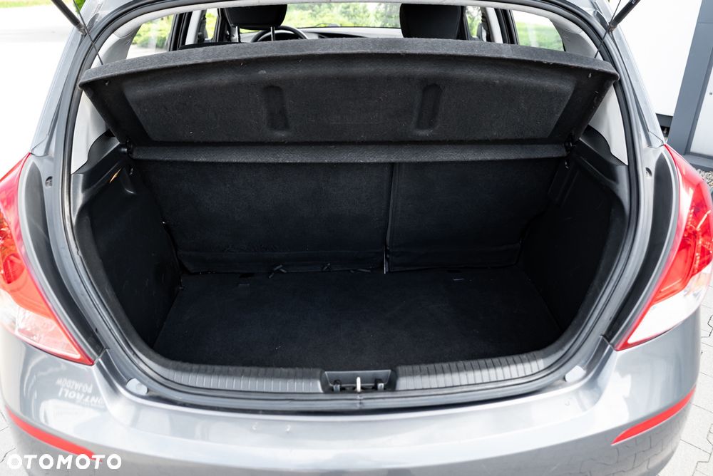 Hyundai i20 1.25 Classic + - 19