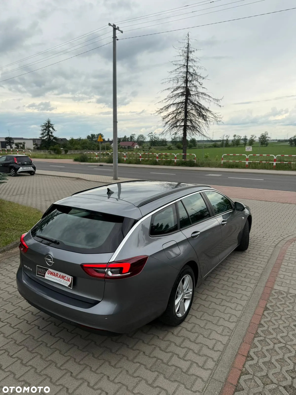 Opel Insignia Grand Sport 1.6 Diesel Automatik Business Innovation - 8