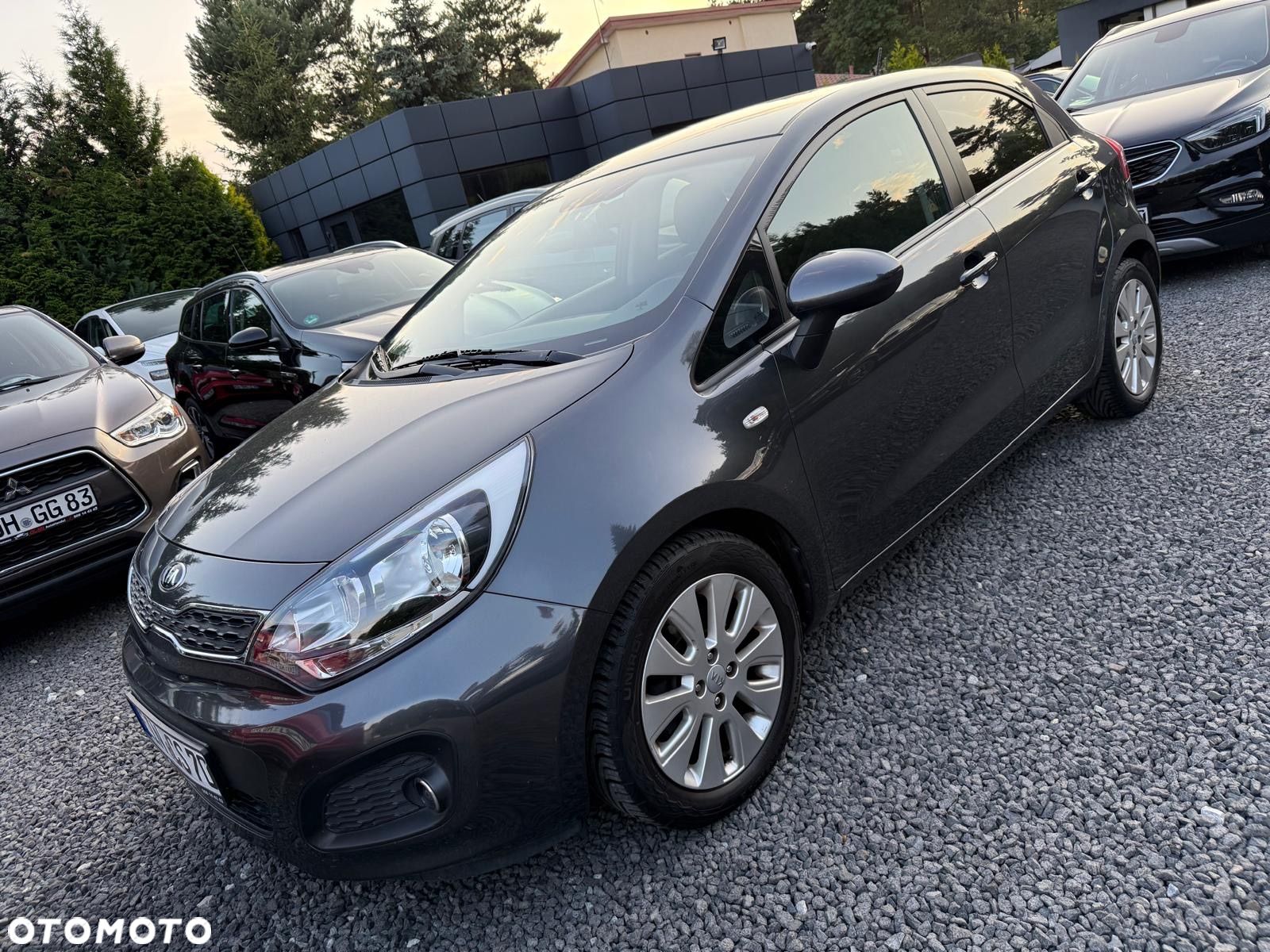 Kia Rio 1.4 Dream-Team Edition - 1