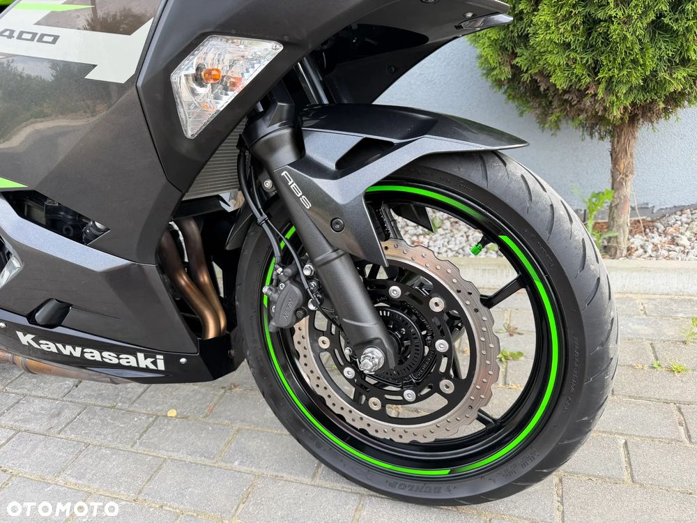 Kawasaki Ninja 400 - 21