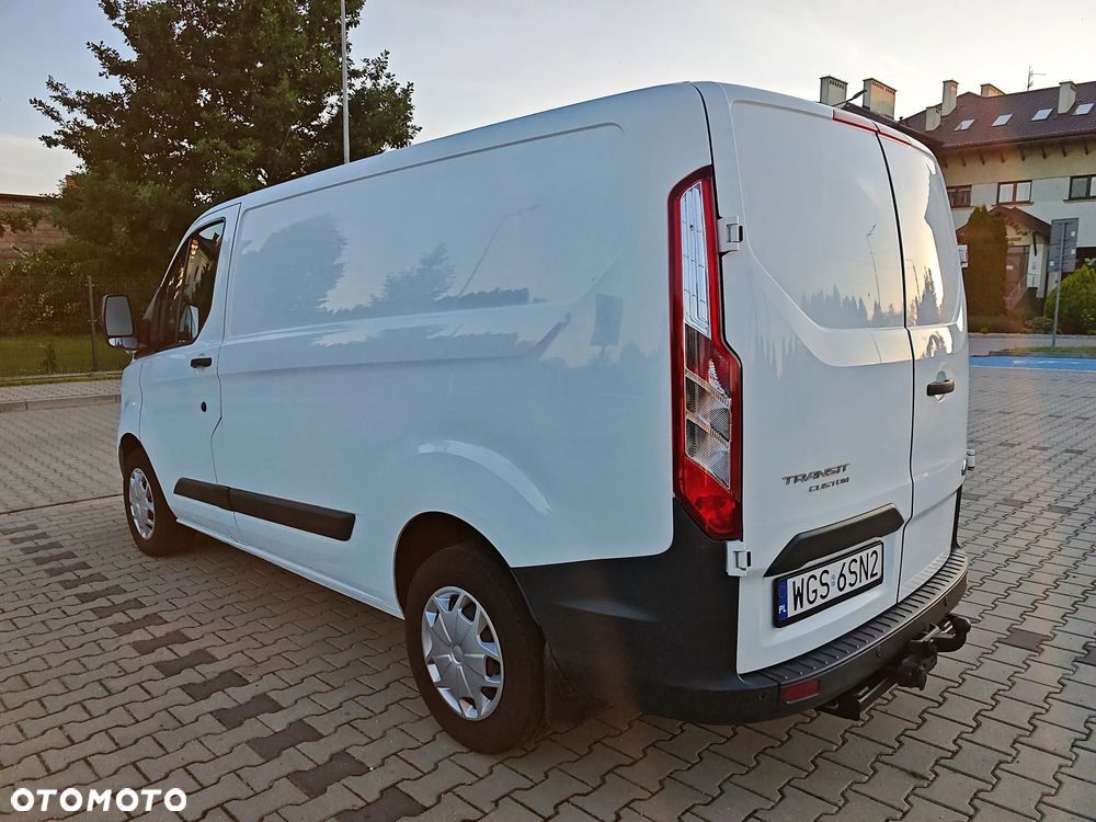 Ford TRANSIT CUSTOM - 9