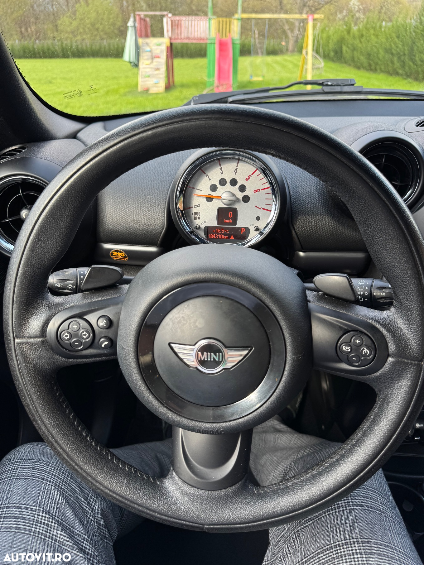Mini Countryman - 12